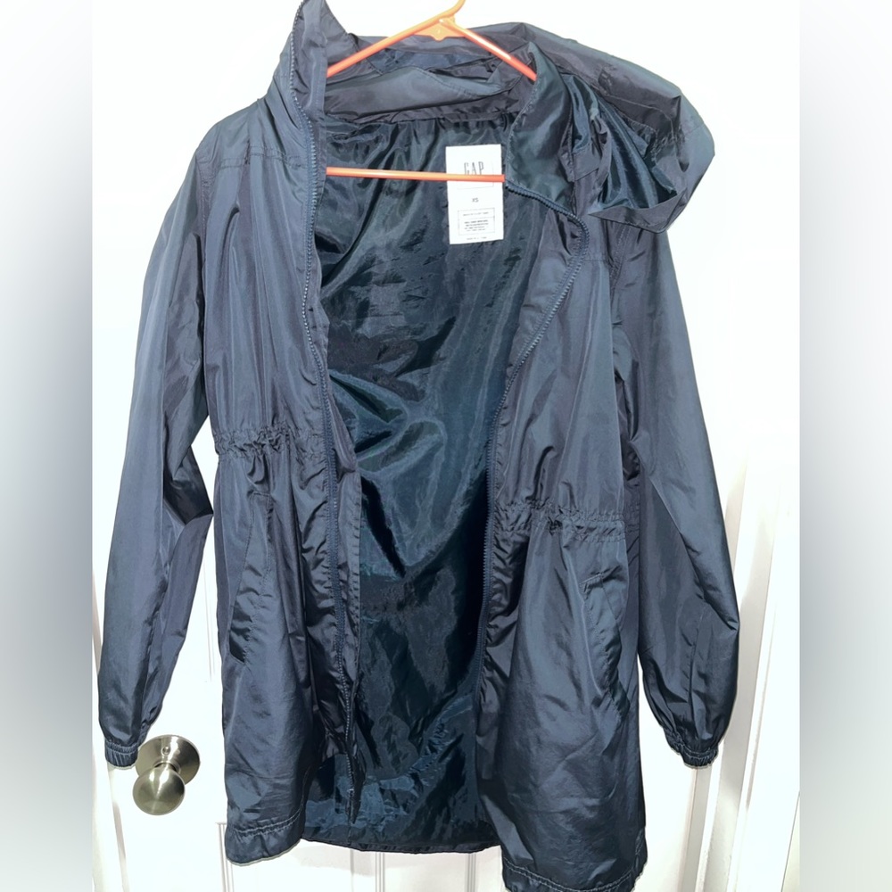 Gap rain jacket